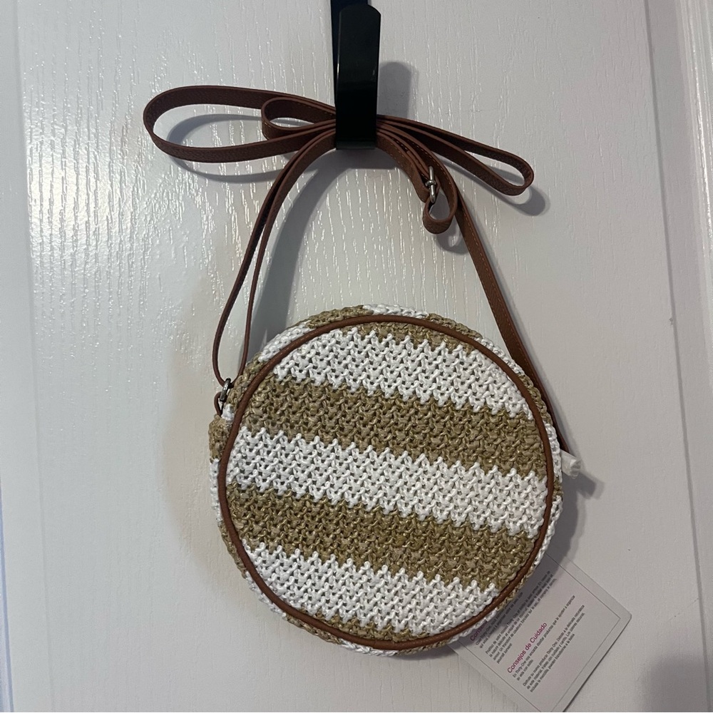 New Thirty-One Roundabout Crossbody White Striped Straw Purse Bag Summer - Picture 5 of 10